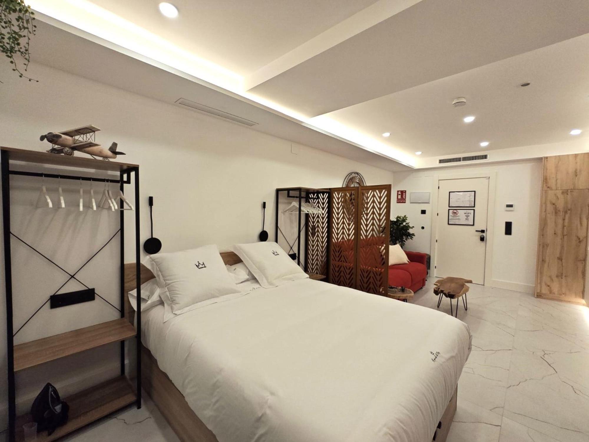 La Parada Del Rey - Luxury Suites Plasencia Buitenkant foto