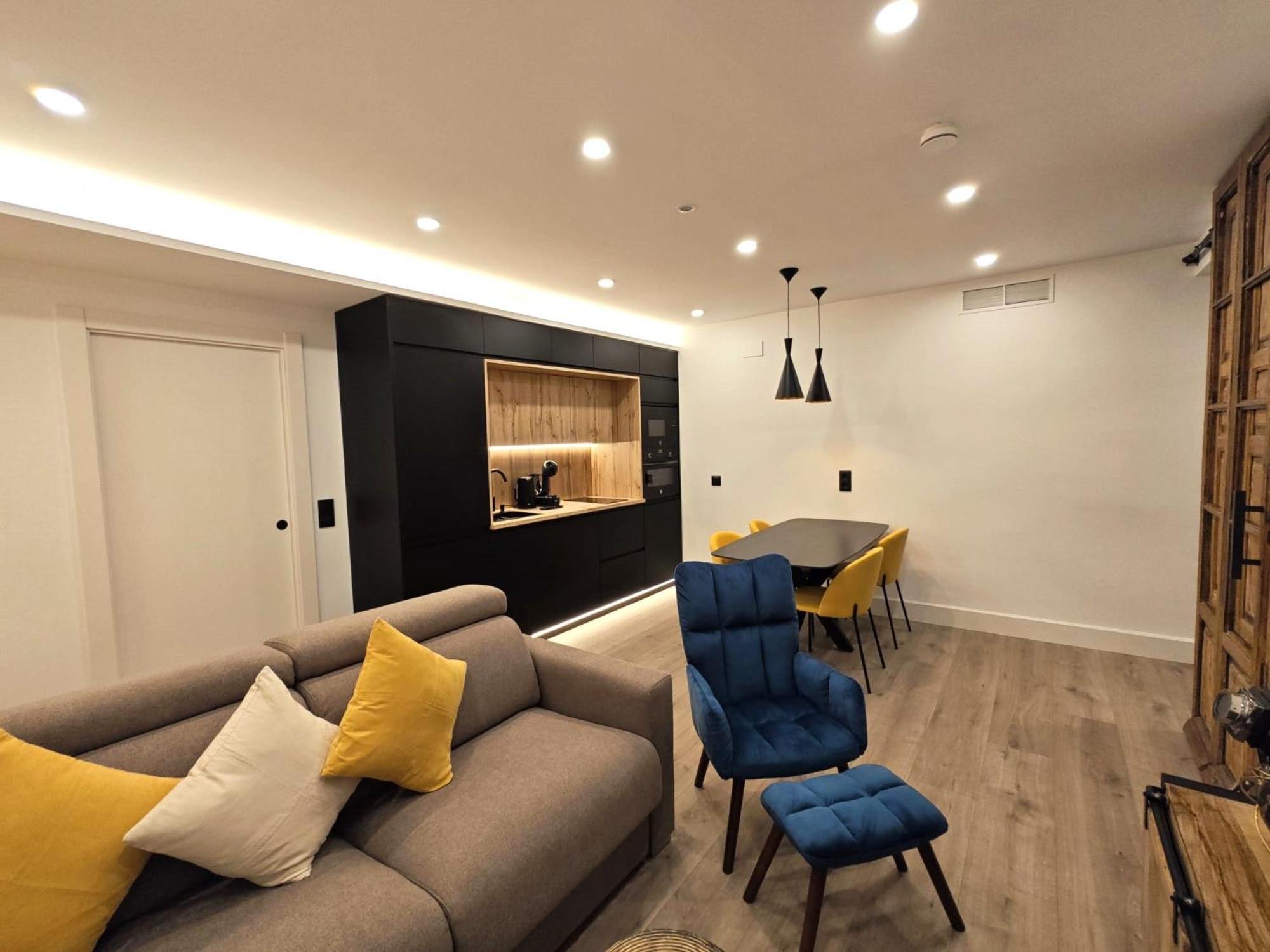 La Parada Del Rey - Luxury Suites Plasencia Buitenkant foto