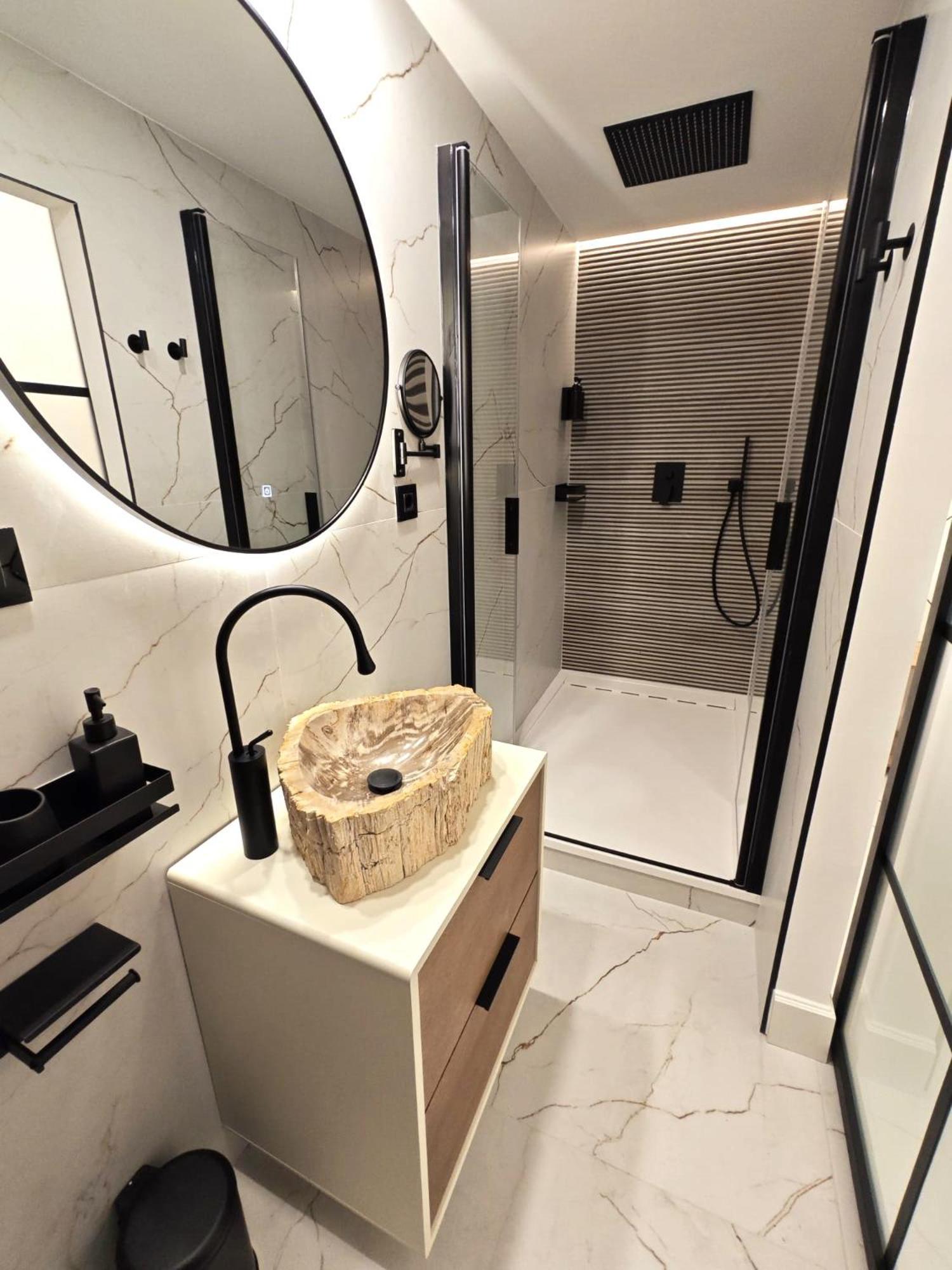La Parada Del Rey - Luxury Suites Plasencia Buitenkant foto